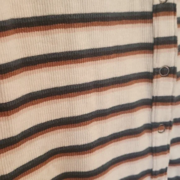 Universal Thread Sleevelees Snap Front Bodycon Knit Midi Dress size S - Picture 3 of 5